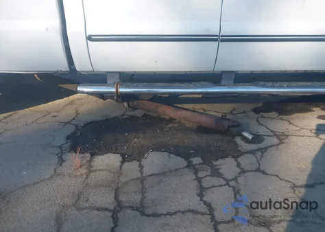 2000 Ford F-350 Lariat/Xl/Xlt from USA, damaged, VIN 1FTSW30F5YEC09388